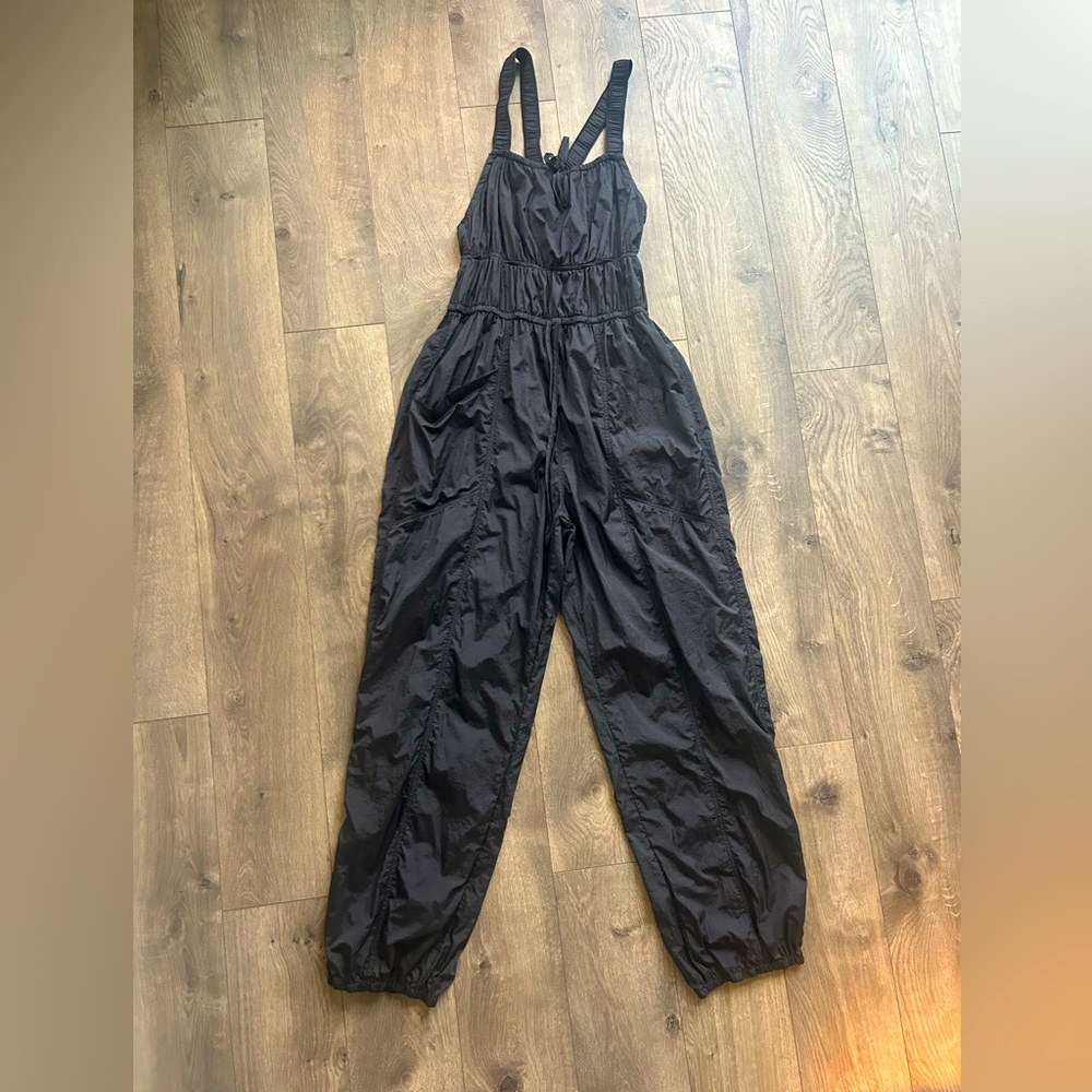 Free people movement lightweight jumper